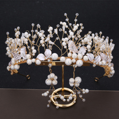 The Fashion Gold Design Wedding Tiara - Click Image to Close